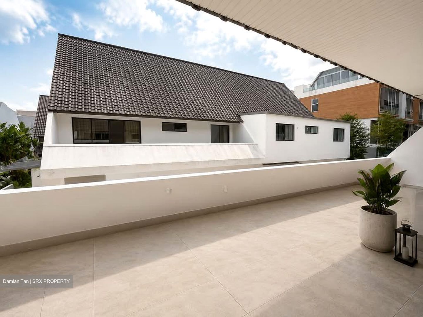 Selby Gardens (D10), Semi-Detached #581301101